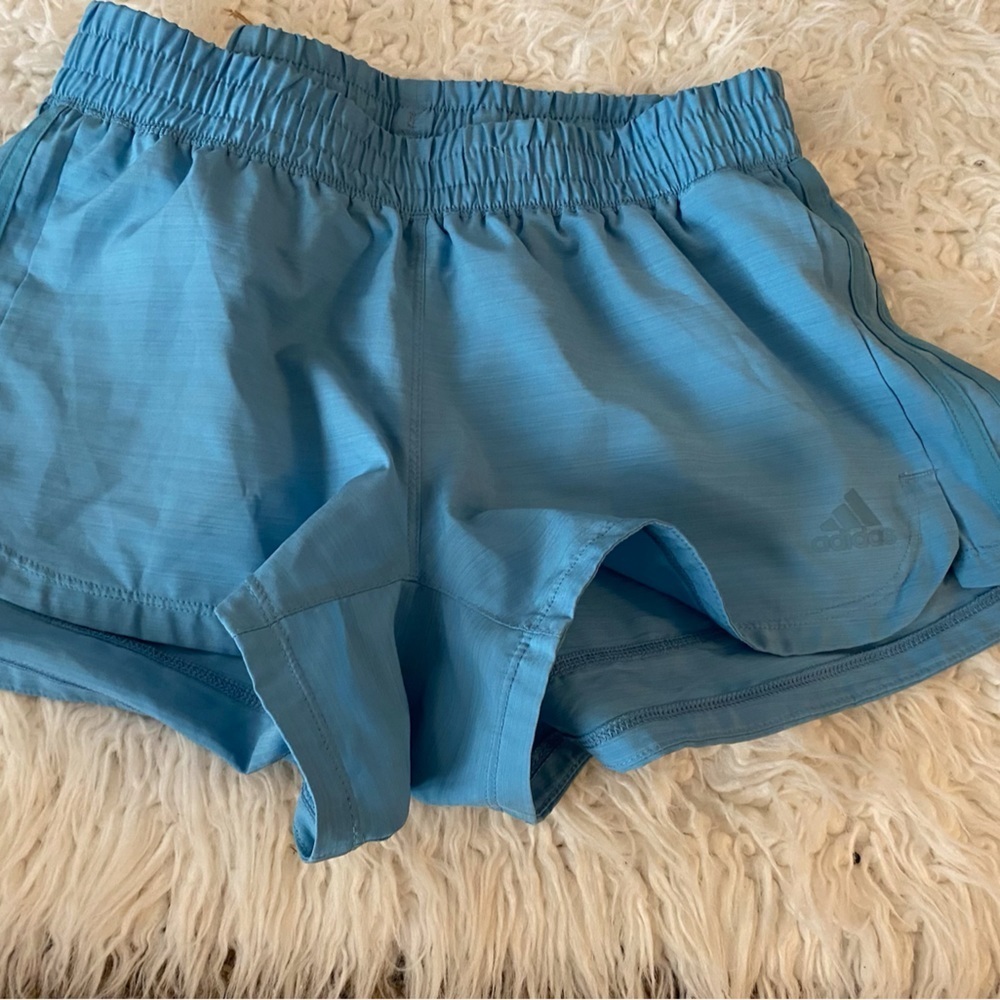 50%offw❤️ Adidas women running shorts small workout